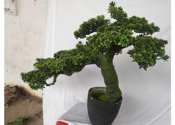 Árbol de pino ornamental artificial decorativo de la Navidad