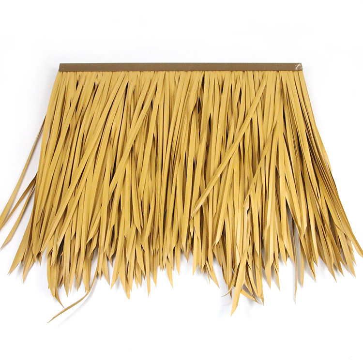 El Pvc amarillo claro decorativo de la cabaña del tejado cubierto con paja cubre la teja de tejado tropical de paraguas